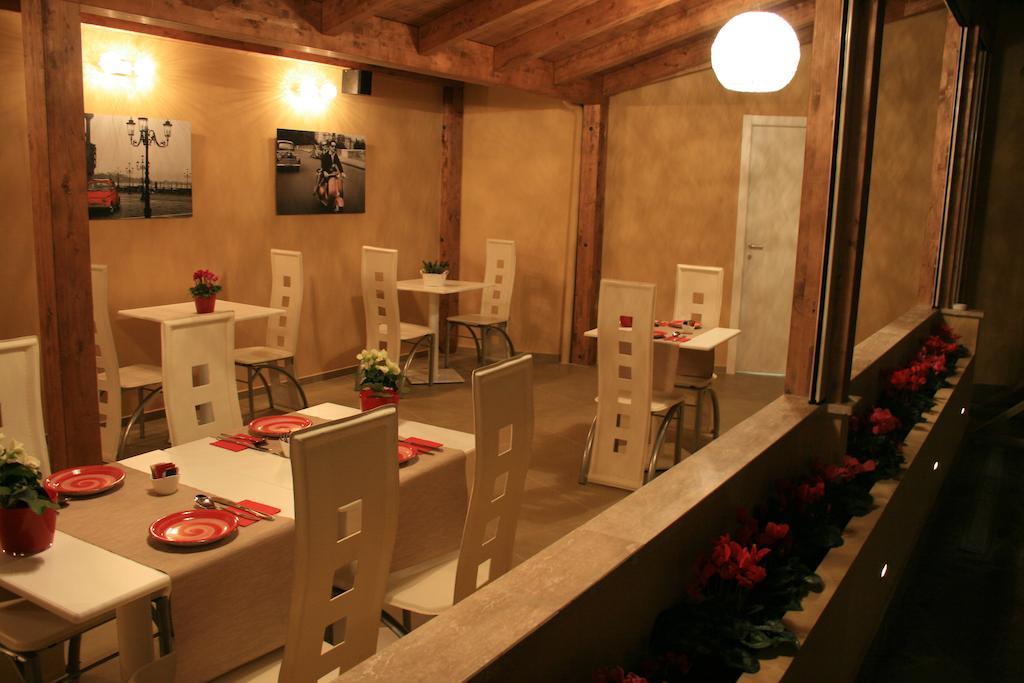 Tango Hotel Roma Exterior foto
